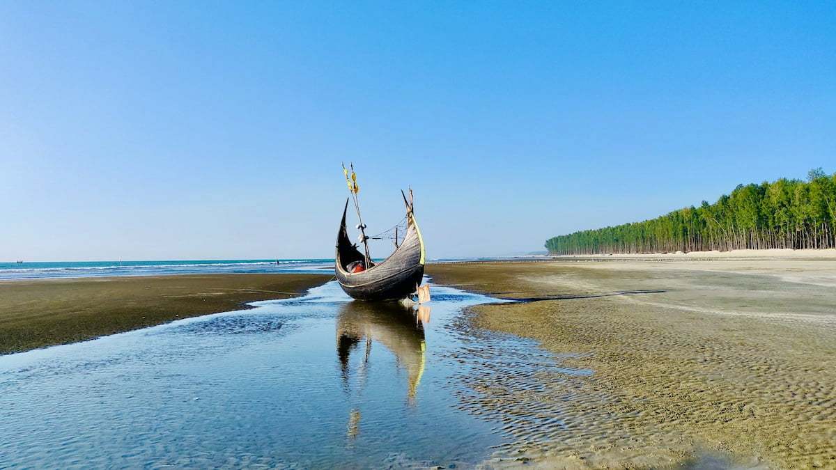 Sea Beach Bangladesh Tour Experts